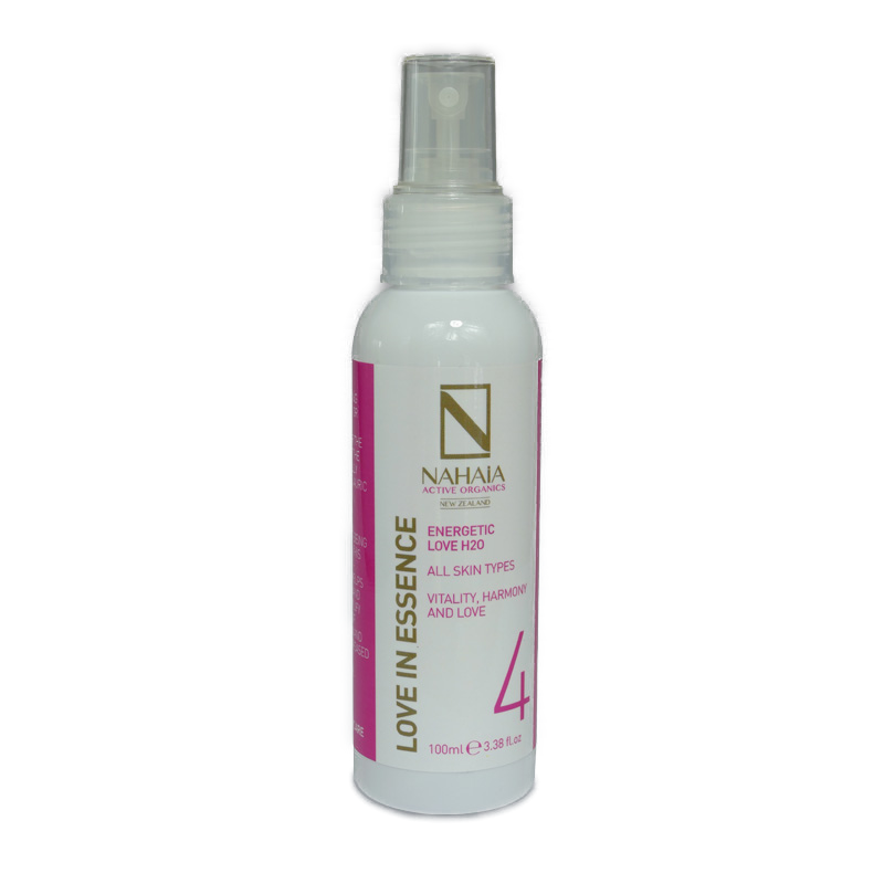 LOVE IN ESSENCE HYDRATING SPRAY